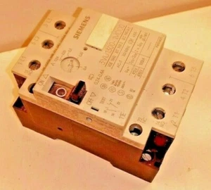 SIEMENS 3VU1300-  1MD00 Manual Motor Starter, Circuit Breaker, .24-.4 Amp - Picture 1 of 3
