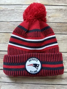 New England Patriots Beanie New Era Cuffed Pom Sideline One Size New Red Patch - Picture 1 of 5