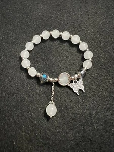 NEW Elastic White and Iridescent Beads w/ Butterfly Crystals Bracelet - Picture 1 of 11