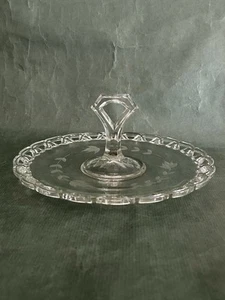 Vintage Clear Etched Glass Open Lace Edge Tidbit Serving Tray Center Handle 10” - Picture 1 of 6