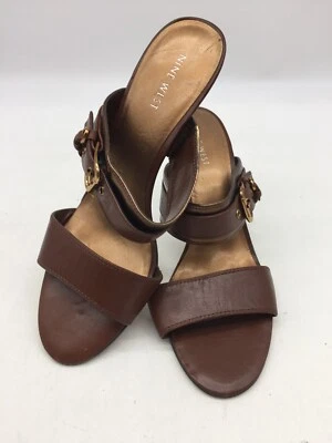 Sandalias sin cordones Nine West Dauphineo para mujer marrón con hebilla de tacón talla 8M Foto 1 de 4