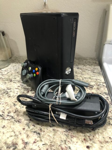 Restored Microsoft Xbox 360 Slim 4GB Video Game Console Matching Black  Controller HDMI (Refurbished)