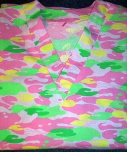 Pink, Green, Yellow Camoflauge Handmade Cotton Scrub Top size Small 30-32 - Picture 1 of 2