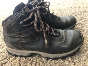 COLUMBIA ~ Boys Hiking Boots ~ Size 5 Youth ~ Walking Camping