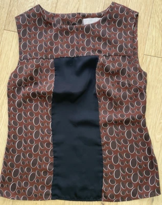Fenn Wright & Manson Brown Patterned Silky Tank Top. Size S - Image 1 of 4