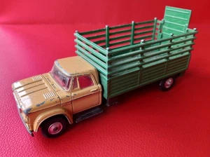 Corgi Dodge Kew Fargo Animal Truck 484 - Own Childhood Collection - Playworn - Picture 1 of 4