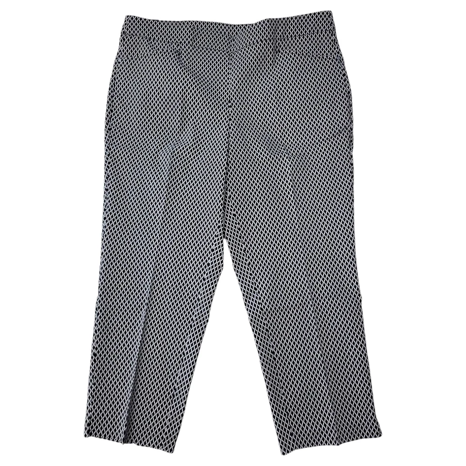 Rafaella Women's Spring Trellis Black Stretch Capri 8