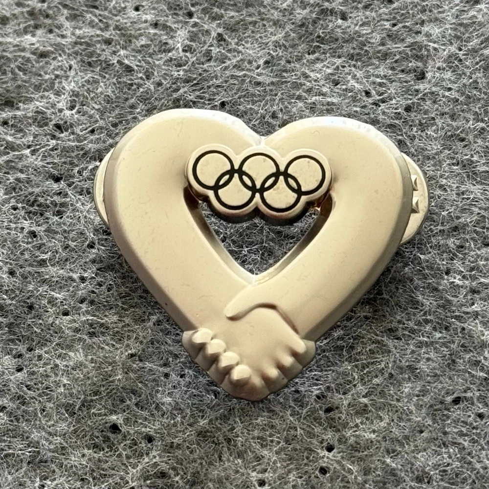Japan Olympics Fan Pin, Buttons for sale | eBay