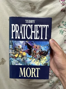 Mort by Terry Pratchett. WH Smith Promotional Edition. Pub by Gollanz Hardback - Picture 1 of 4