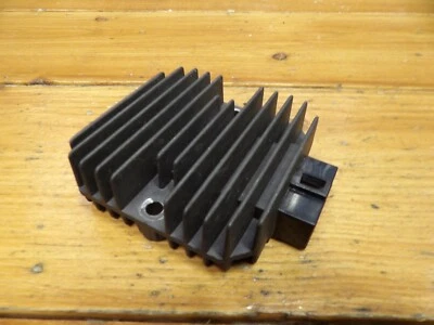 86-87 Kawasaki Eliminator ZL600 RECTIFICADOR / REGULADOR DE VOLTAJE 21066-1101 Foto 1 de 3