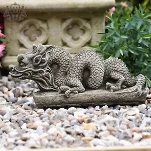 Rekonstituierte chinesische Drachenstatue aus Stein | Vintage mythisches Gartenornament - Bild 1 von 5