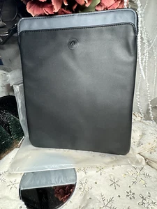 AZZARO PARFUMS POCHETTE TABLETTE TABLET POUCH NEUVE - Photo 1/6