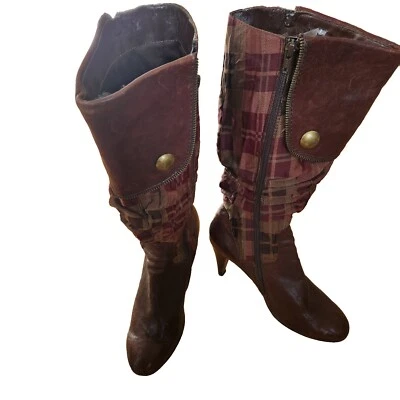 Bakers: Botas hasta la rodilla de cuero y tela marrón | Tacón de 4", para mujer talla 9 Foto 1 de 4