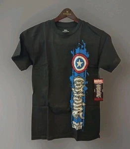 ¡NUEVO CON ETIQUETAS! Ambigrama Capitán América "Capitán" y "América" de Marvel Red Chapter's Pequeño - Imagen 1 de 5