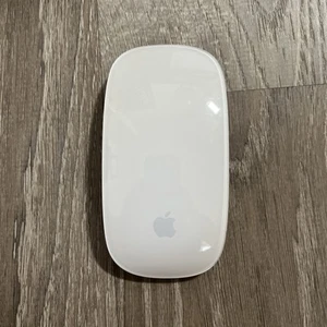 Apple A1296 Magic Bluetooth Wireless Mouse w/ Battery Cover - TESTED & Working - Picture 1 of 3