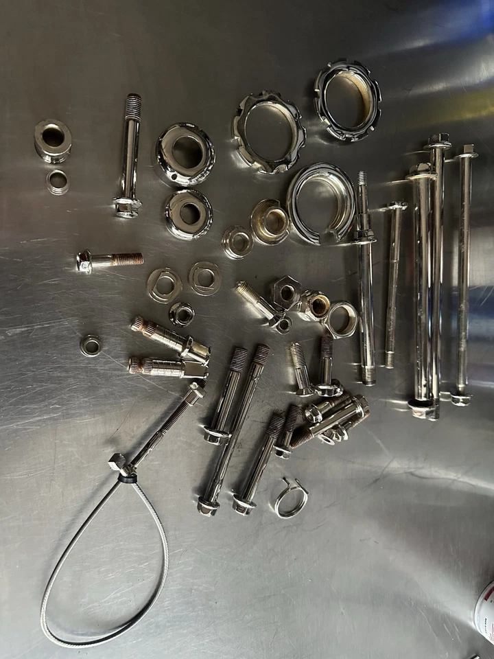 Honda CR80r 1985 pernos enchapados  Foto 1 de 1