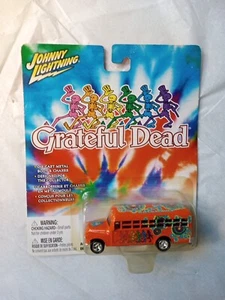 1956 CHEVY BUS 2004 JOHNNY LIGHTNING THE GRATEFUL DEAD 1:64 - Picture 1 of 4