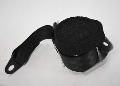 Cinto de segurança traseiro direito segunda fila Jeep Renegade 2015-2018 preto 07355980910 - Imagem 1 de 4