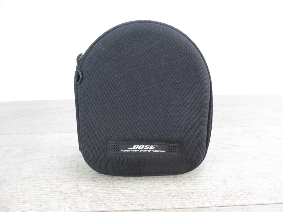 Bose QuietComfort QC2 Acoustic Noise Cancelling Headphone Carrying Hard Case - Image 1 of 4