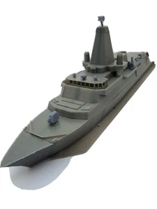 Kits de envío modelo 1/350 fragata tipo 26 con helicóptero Merlin Crowsnest. - Imagen 1 de 12