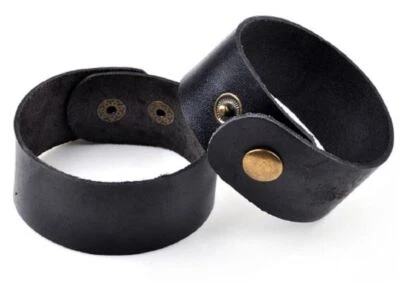 FAUX LEATHER PLAIN WRISTBAND WRIST STRAP BAND BRACELET BLACK BROWN SURFER A42 UK - Image 1 of 3