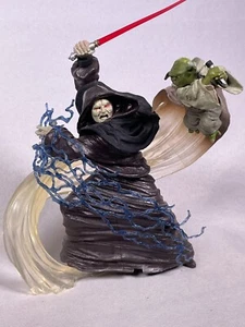 YODA vs SIDIOUS Star Wars entfesselte Figuren Statue Hasbro 2005 - Bild 1 von 8