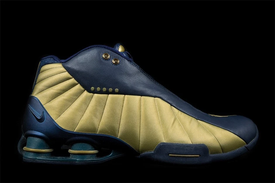 NIKE SHOX BB4  GOLD×NAVYモデル　スニーカー Nike Shox BB4 Metallic Gold for Sale | Authenticity Guaranteed | eBay