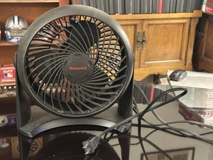 Honeywell HT-900 TurboForce Air Circulator Fan Black Small Lightly USED No Box - Picture 1 of 5