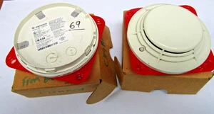 ✌️2) NOTIFICADOR FSP-751 FOTOELÉCTRICO DETECTOR DE INCENDIOS LIMPIADO Y PROBADO LOTE DE 2 - Imagen 1 de 5