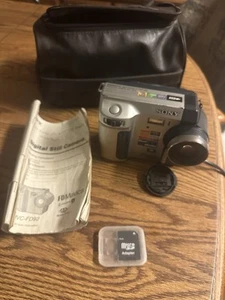 Sony Mavica MVC-FD92 1.6MP Digital Camera Metallic Silver free shipping tested  - Picture 1 of 8