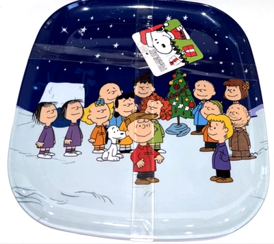4 Dinner Plates Peanuts Gang Merry Christmas Snoopy Charlie Brown Melamine 10” - Image 1 of 3
