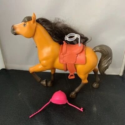 Spirit Untamed Mattel 2020 8" Caballo Cabeza Móvil Lucky Brown Sillín Casco BA Foto 1 de 4