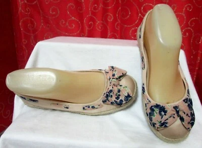 REPORT SZ 7 BLUSH PINK FLORAL PRT BOW TIE FABRIC BALLET FLATS W JUTE BRAID TRIM - Image 1 of 4