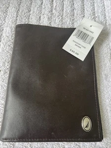 Neu Nautica Herren Echtleder Reisepass Geldbörse Braun Farbe - Bild 1 von 12
