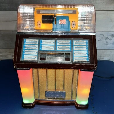 Thomas Collector's Edition Radio Select-O-Matic Jukebox AM FM Radio Cassette - Image 1 of 2