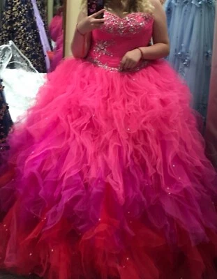 vestido quinceañera rosa Foto 1 de 3