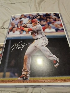 Mike Trout handsigniertes 11x14 Farbfoto Coa - Bild 1 von 2