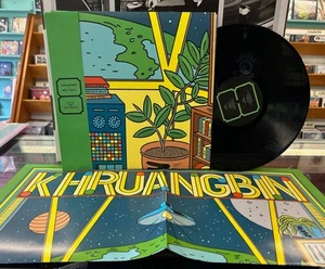 Khruangbin & Men I Trust: Live at RBC Echo Beach LP Ltd. w/ poster - Imagen 1 de 2