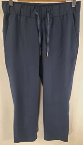 LuLuLemon Women 6 Crop Pants Woven 23" Navy On The Fly Capri Pockets High DAMAGE - Picture 1 of 10