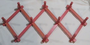 Vintage Wood Accordion Wall 10 Peg Coat Rack Expandable Shabby Chic Pink Tole - Picture 1 of 5