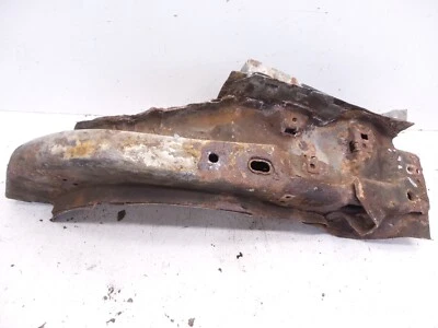 74-81 Camaro Firebird Passenger Side Rear Frame Rail Front Half w Torque Box Foto 1 de 4