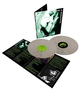 TYPE O NEGATIVE TYPE O NEGATIVE ‘BLOODY KISSES: SUSPENDED IN DUSK’ – Onl (Vinyl) - Picture 1 of 1