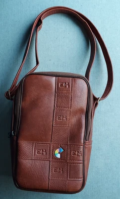 Bolso para cámara Kodak marrón imitación cuero y piel de colección - bolsillos abertura - correa ajustable Foto 1 de 4