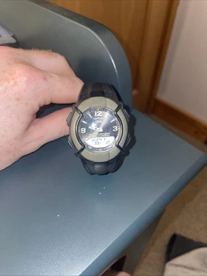 Casio HD Men's Ana-Digi Watch World Time 10 Year Battery 30 Data bank HDC600 Foto 1 de 4