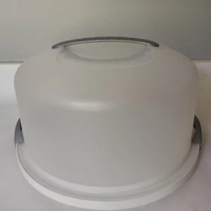 Sterilite Cake Server Holder Carrier 12" Diameter in White & Gray Plastic - Picture 1 of 5