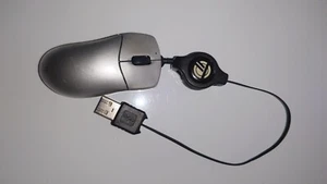 Targus Ultra-Mini Retractable Optical Mouse PAUM01U - Tested - Picture 1 of 5