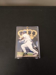 1996 Pacific Crown Collection Tony Gwynn Gold Die Cut #DC-35