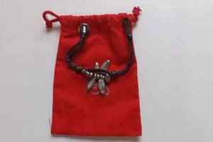 UNO de 50 SILVER DRAGONFLY DESIGN BRACELET WITH BAG 19CMS LENGTH - Picture 1 of 9