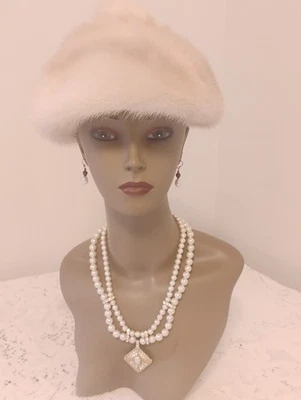 Sombrero tipo gorra de piel genuina vintage para damas sin usar Foto 1 de 4