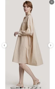 Gentle Herd Oversize Hemdblusenkleid Baumwolle Popeline klein beige Kleidungsstück Taschen - Bild 1 von 9
